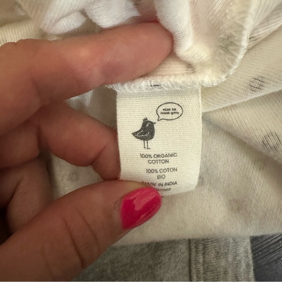 Small Story Onesies 0-3 Month Baby Girl 4-Pack Cheerio Hearts Pink & Gray - Picture 3 of 3